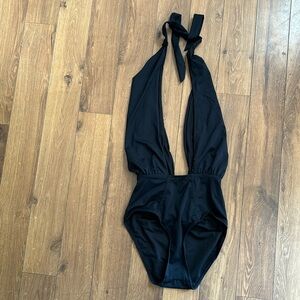 ENVYA Black Front Cross Halter Neck One-Piece Swimsuit - Small
